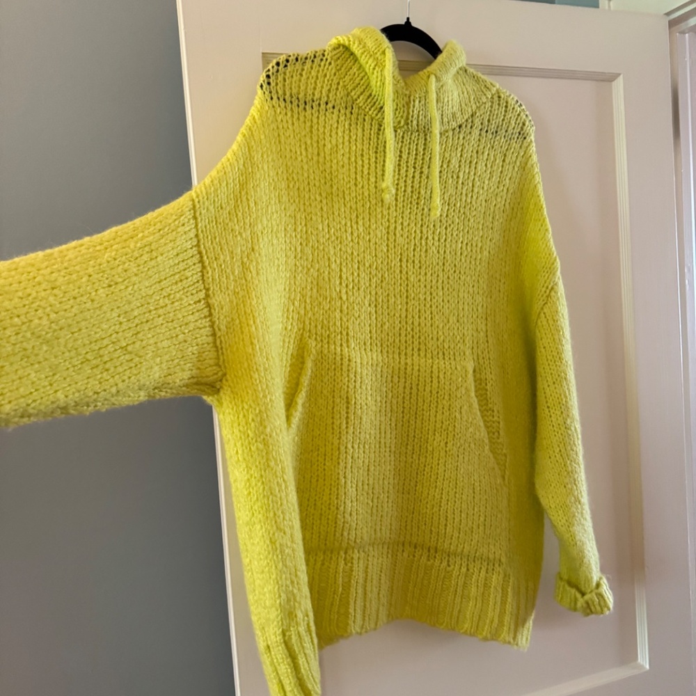 Zara Hooded Sweatshirt